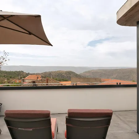 Casa Dr Ramiro Salgado Апартаменты Торри-ди-Монкорву